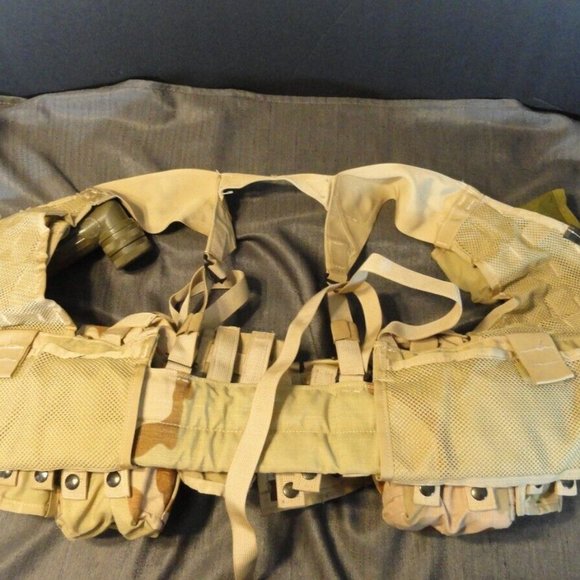 DCU DESERT CAMOUFLAGE FLC LBE LBV LOAD BEARING VEST COMBAT TACTICAL POUCHES 1917 - Picture 13 of 14